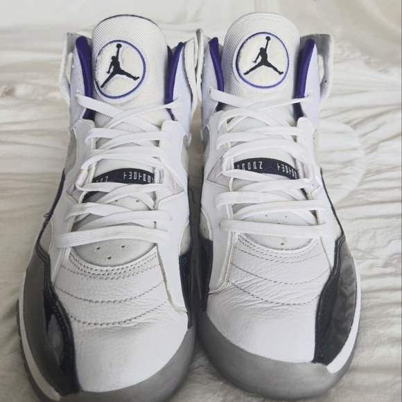 Air Jordan Jumpman Two Trey Concord Men's US 11 White Black Purple Nike - Picture 1 of 8
